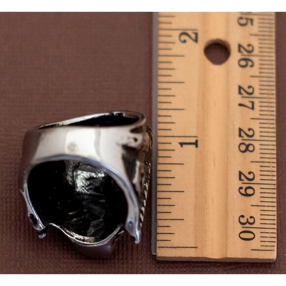 Vintage Biker Club Skull Ring Size 11 - U6 - Picture 3 of 3